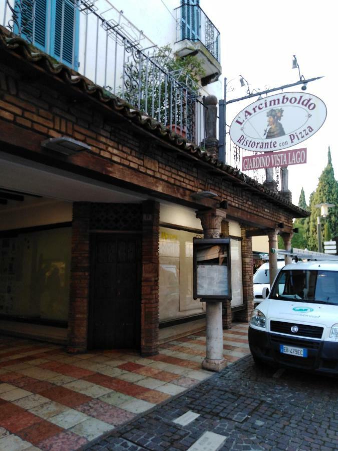 71 Via Vittorio Emanuele, Vista Lago E Terme Apartamento Sirmione Exterior foto
